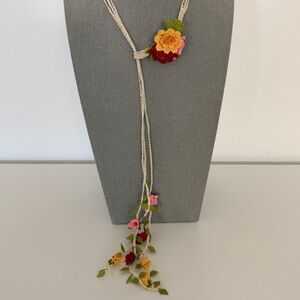 Traditional Turkish Pure Silk Enya Oya crème Lariat with miniature flowers